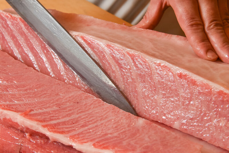 マグロ解体ショー
