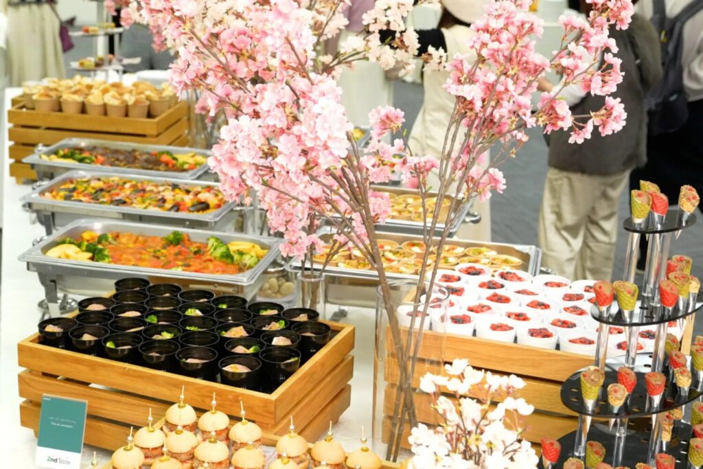 室内で楽しむお花見イベントでケータリングを活用しよう