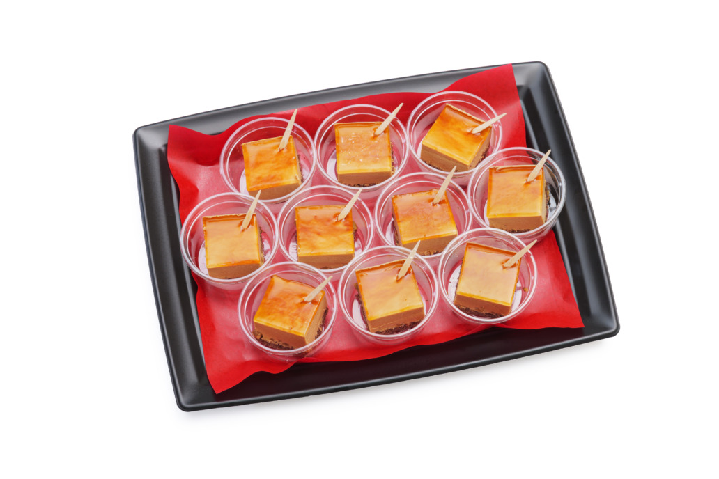 キャラメルケーキ
